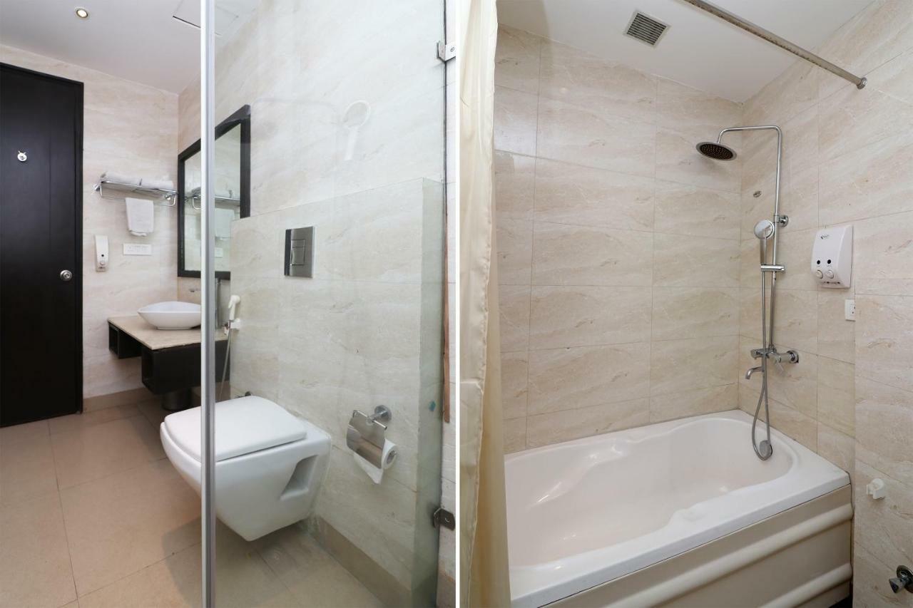 Capital O 19296 Joy Inn & Suites Bhiwadi Bagian luar foto