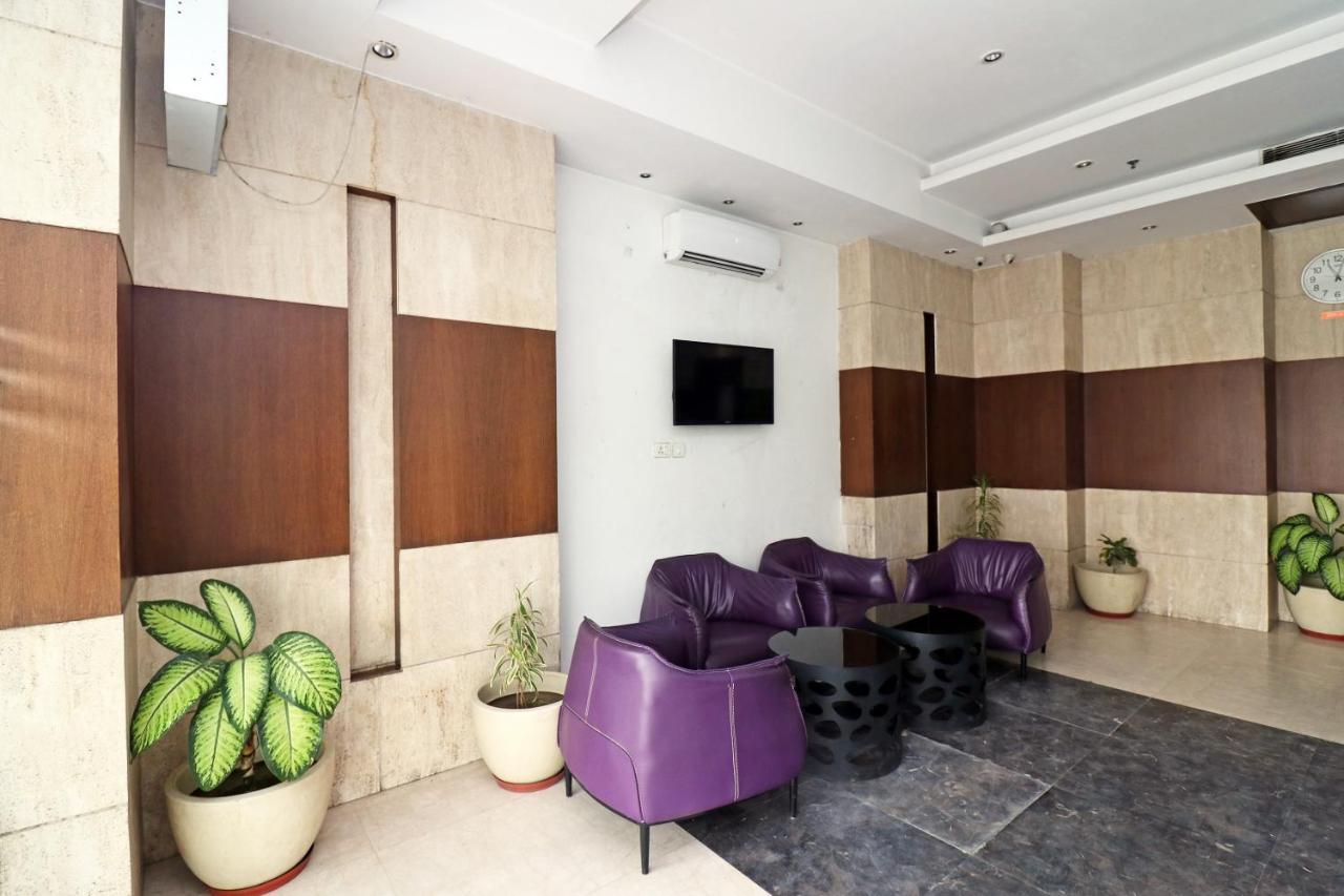 Capital O 19296 Joy Inn & Suites Bhiwadi Bagian luar foto